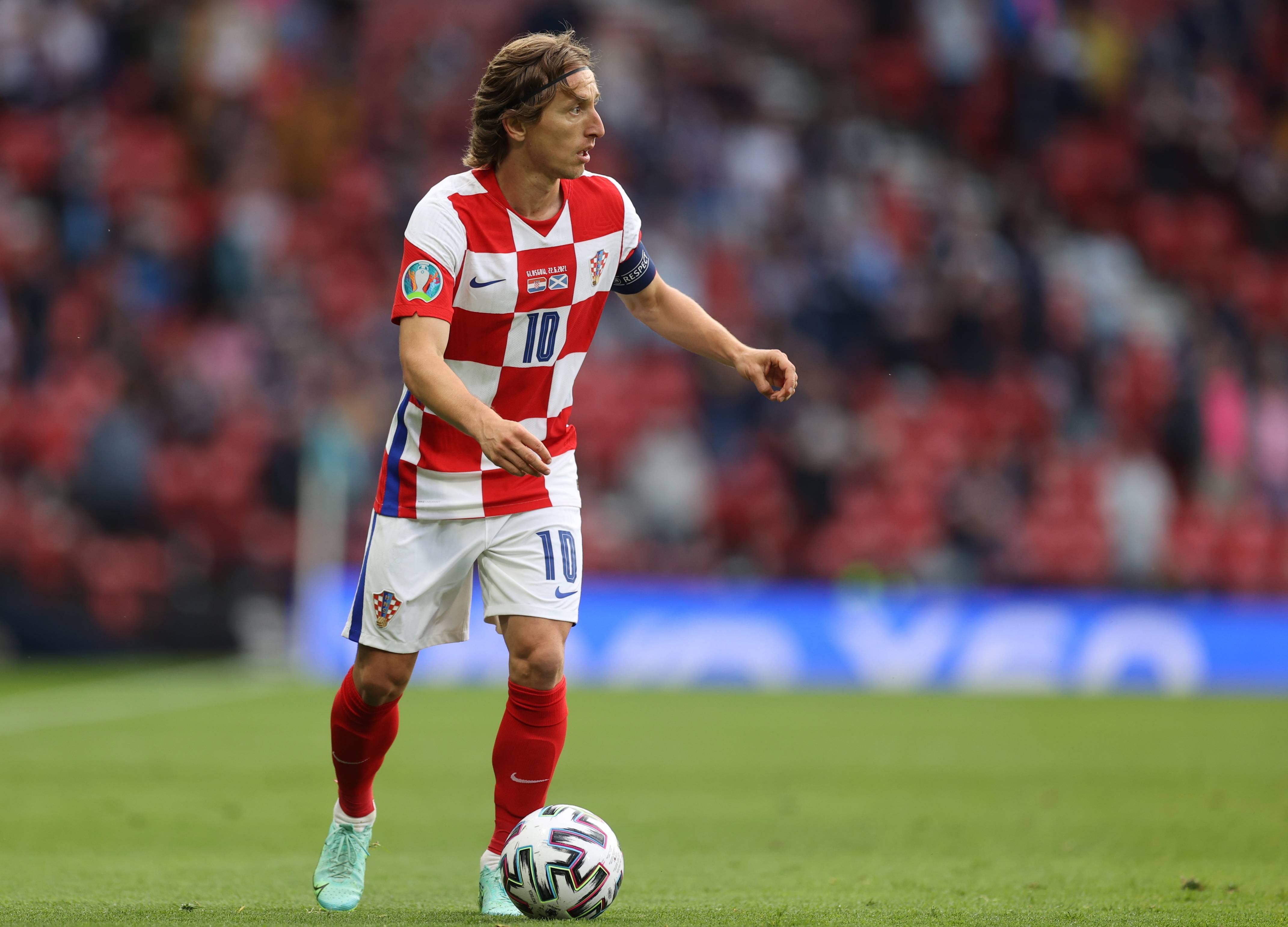 周冠宇储备车手身份将出战部分F1赛段