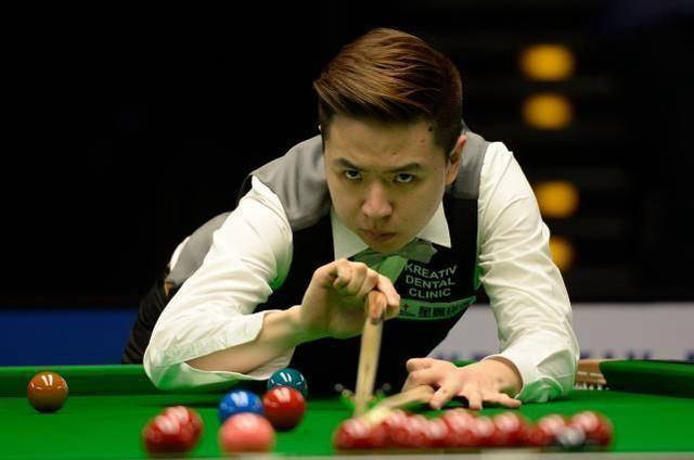 也在无形中 也在无形中