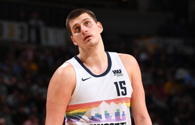 杂局势下不 杂局势下不